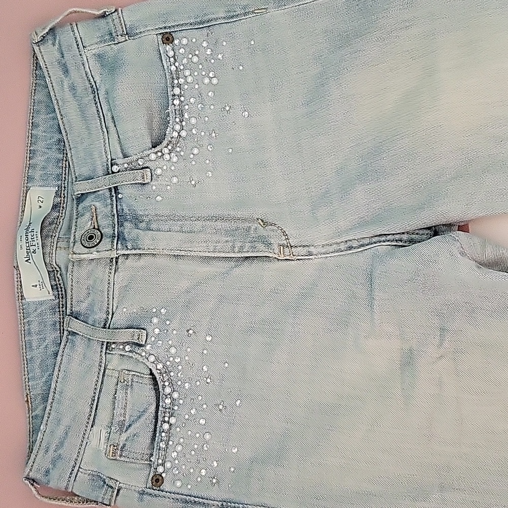 Light wash A&F jeans.